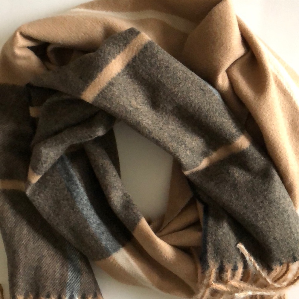 Gorgeous winter scarf